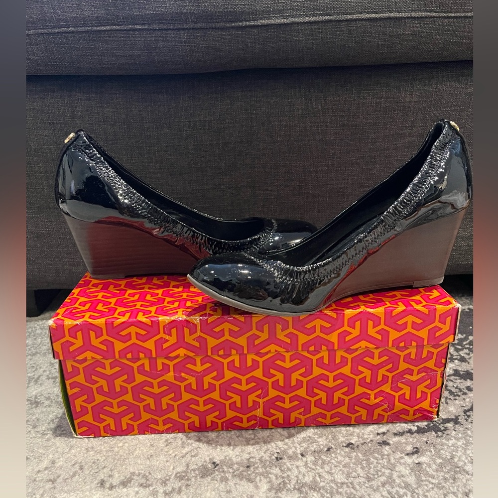 Gently Used Tory Burch Black Wedge Shoes with Glossy Finish Size 6